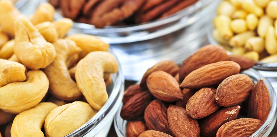 Eating Raw Nuts Reduces Inflammation | Natural Health Blog